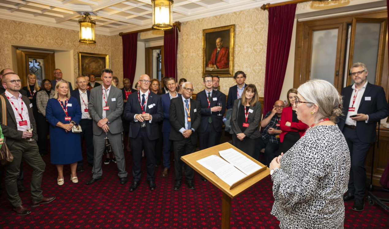 HOL Launch Image 42 Kate Wareing