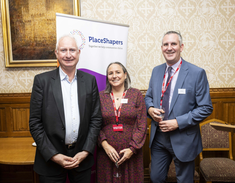 HOL Launch Image 13 Catherine an