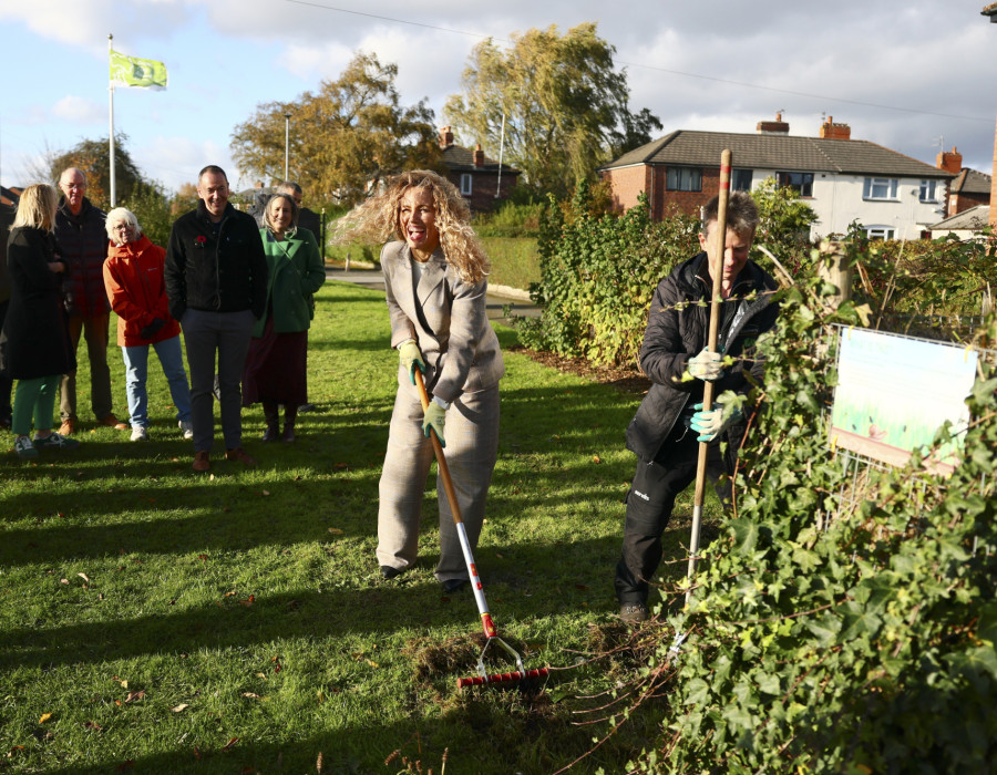 Katie White planting October 2025